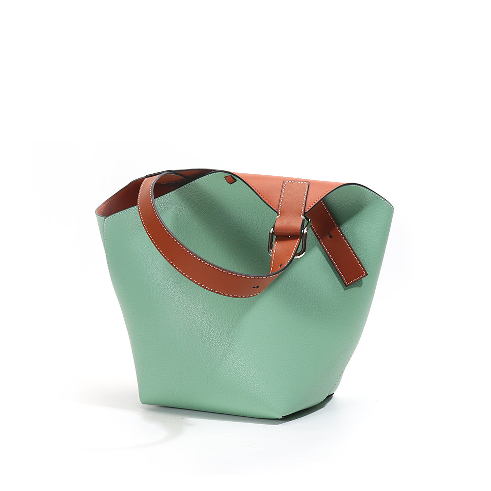 MDBM (Maison De Beaute Marseille) Cholet Bucket online Leather Purse.